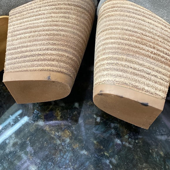 NIB Taupe suede bootie by Garnet Hill - Picture 10 of 10